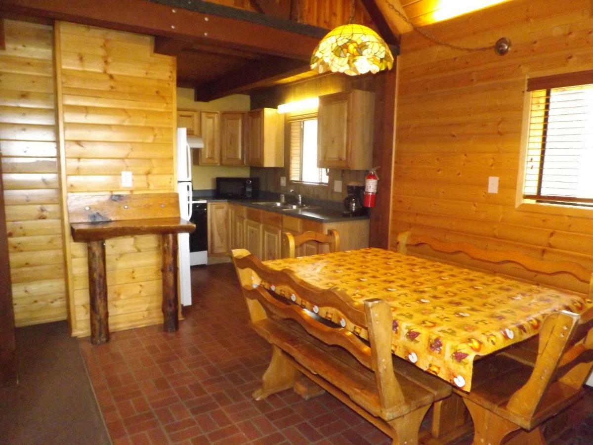 Arizona Mountain Inn & Cabins Flagstaff Extérieur photo